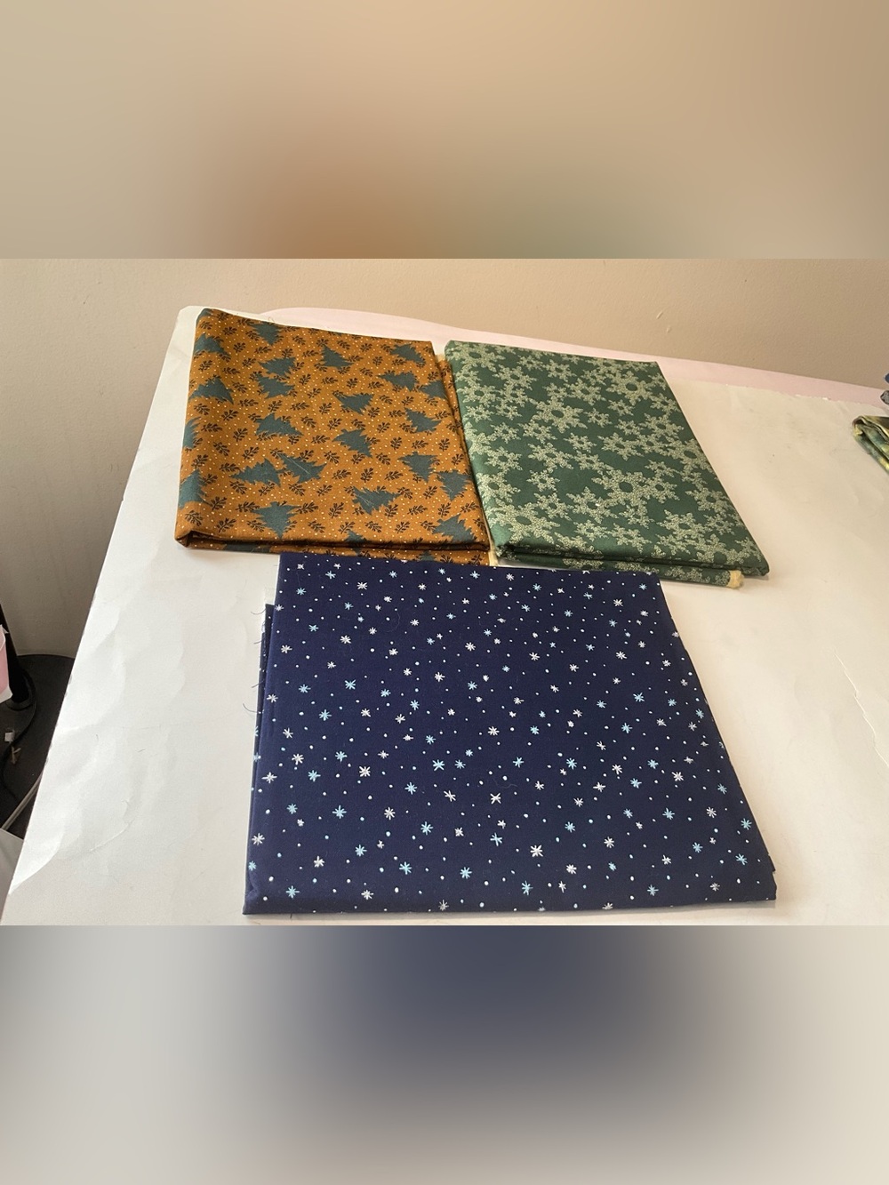 Quilting Sew Material Holiday Winter Cranston J.R.J. Fashion Fabric Green Blue